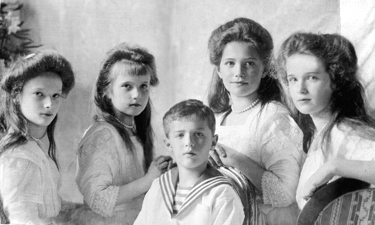 romanov family children russians murdered communists eastern europe people history